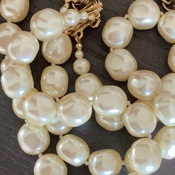 Carolee Chunky pearl necklace - Picture 9 of 14